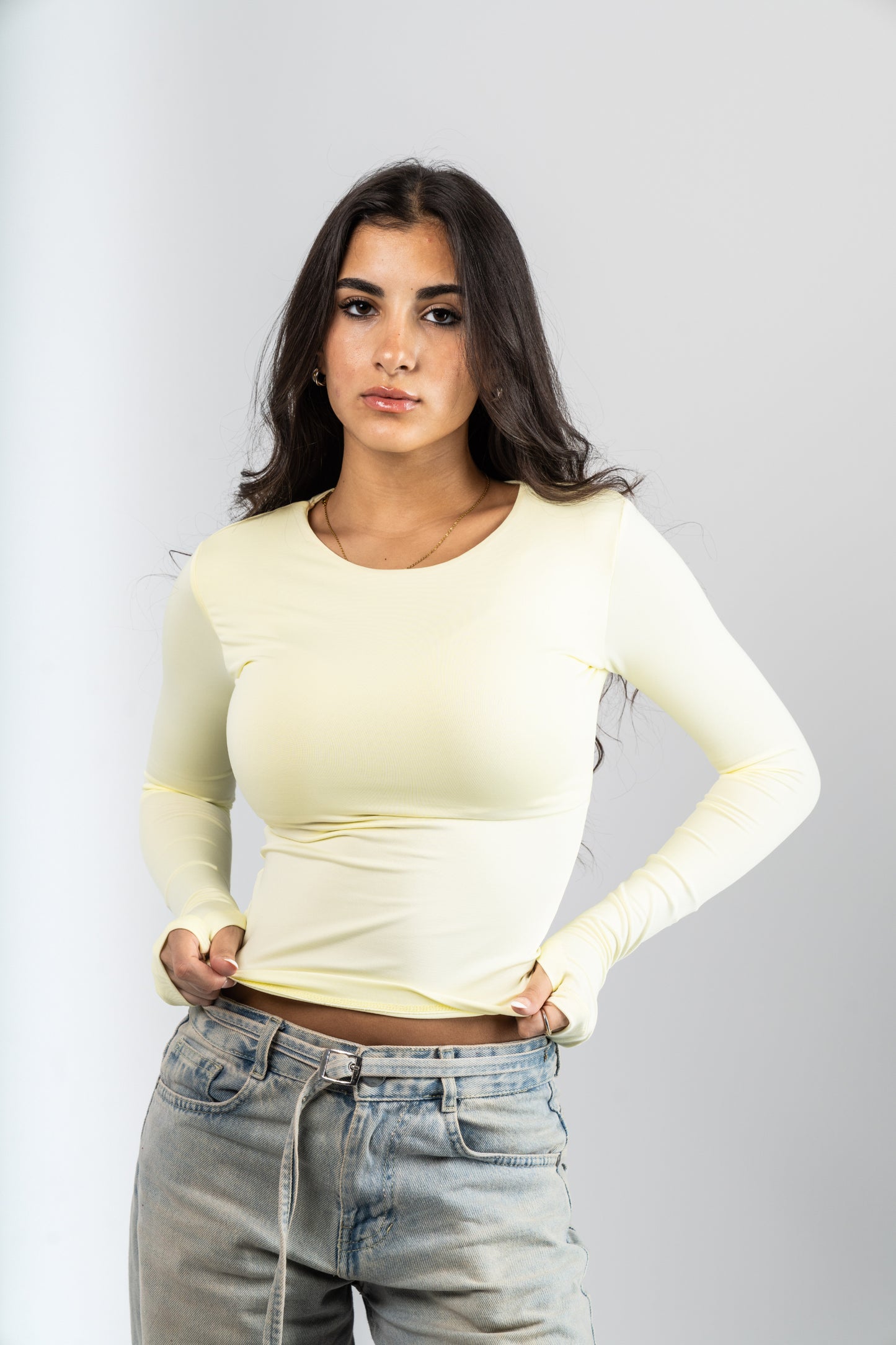 Pale Yellow Seamless Contour Full-Sleeve